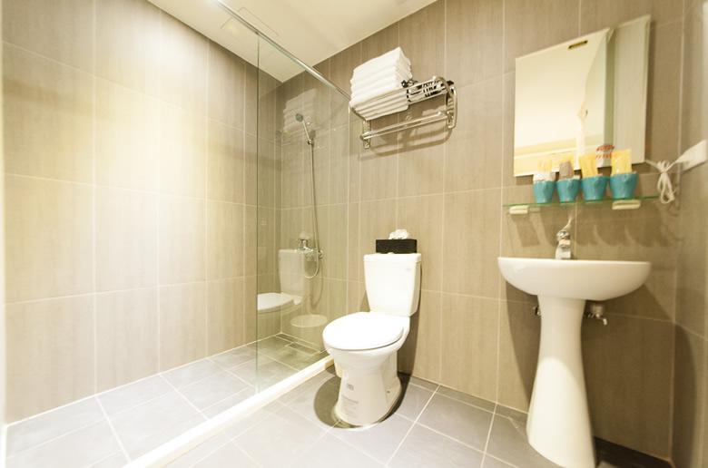 Ace Homestay Луодонг Екстериор снимка